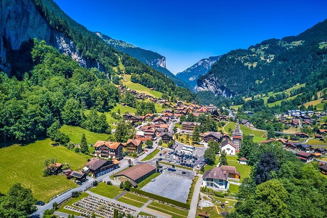 day-trip-to-swiss-villages-interlaken-grindelwald