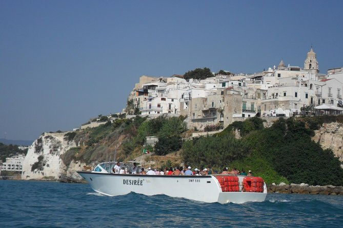 desiree-experience-visit-of-the-marine-caves-of-vieste