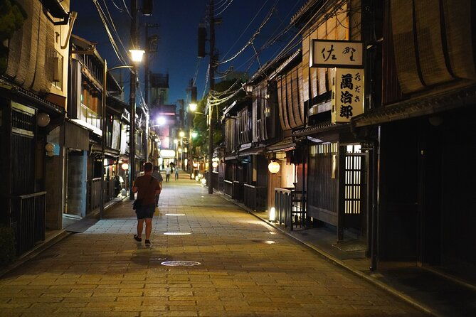dinner-with-maiko-in-a-traditional-kyoto-style-restaurant-tour