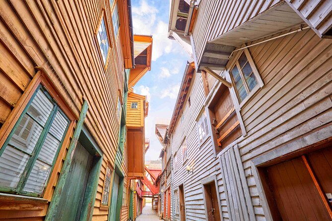 discover-bergen-on-foot-and-boat
