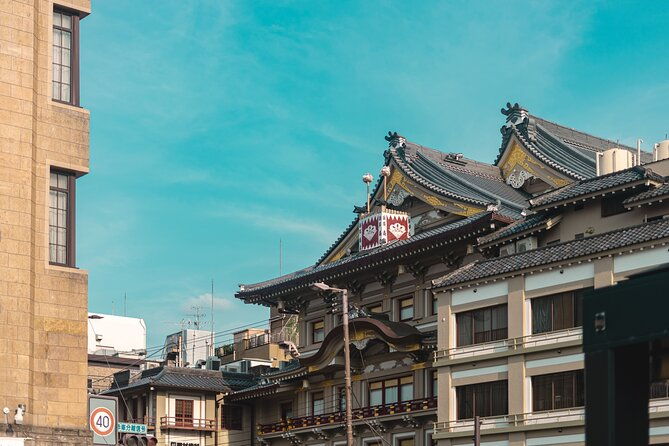 discover-geisha-arts-gion-cultural-walk-geisha-show