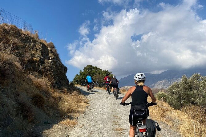 discover-the-unknown-side-of-crete-by-e-bike