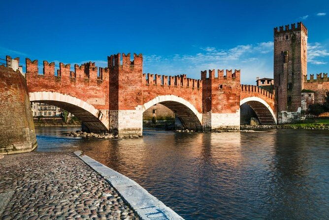discover-valpolicella-vineyards-and-wine-tasting-experience