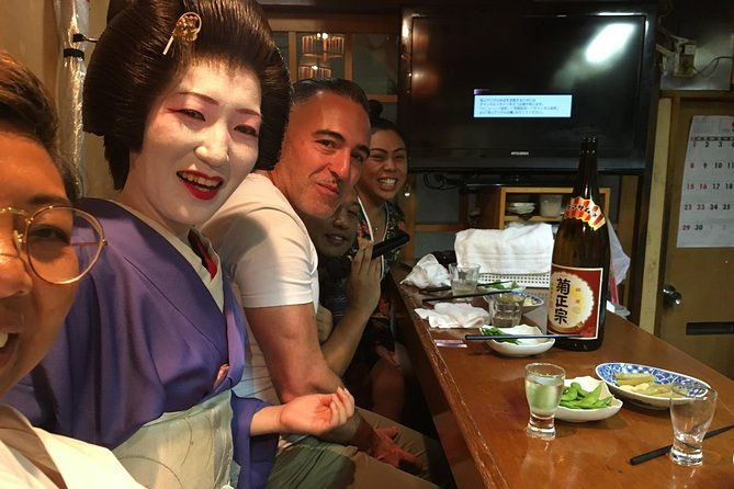 drinks-with-geisha