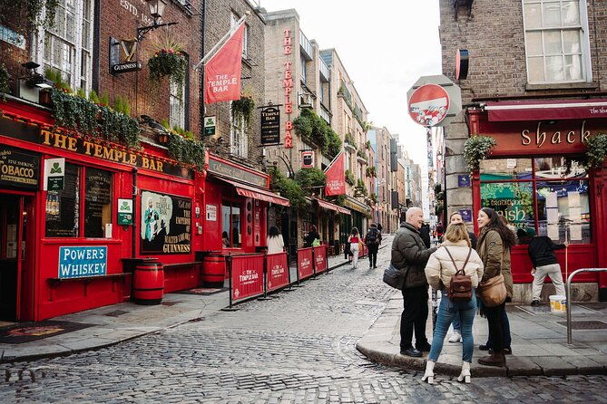dublin-in-a-day-book-of-kells-guinness-distillery-castle