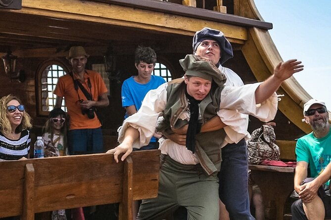 dubrovnik-panoramic-cruise-on-a-wooden-galleon-with-a-live-show