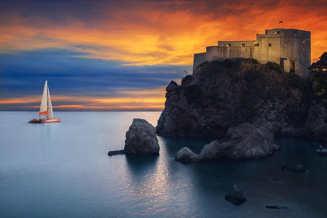 dubrovnik-sunset-catamaran-cruise-with-drinks