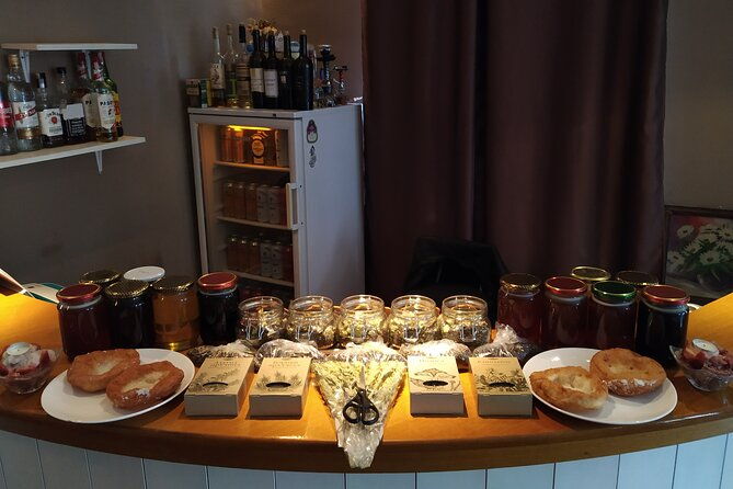 enchanting-honey-and-healing-tea-tasting