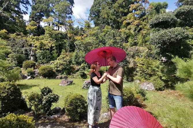 enjoy-a-tea-ceremony-in-a-beautiful-garden