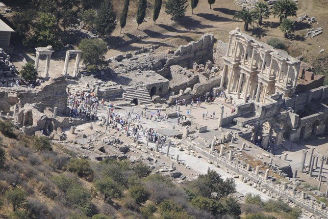 ephesus-tour-with-virgin-mary-from-izmir-all-inclusive