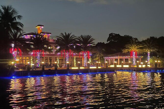 evening-boat-cruise-through-downtown-ft-lauderdale