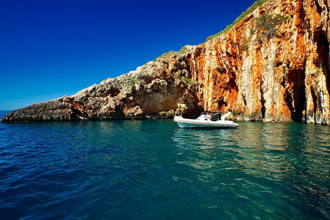 exclusive-private-tour-red-rocks-pakleni-islands