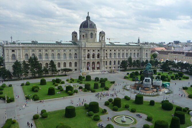 exclusive-vienna-old-town-highlights-walking-tour-max-6-persons