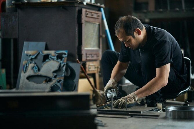 experience-frying-pan-making-with-an-ironworking-expert