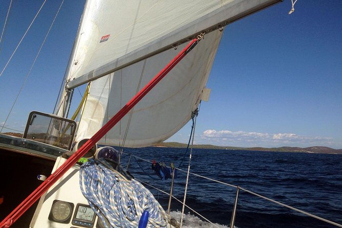 experience-romantic-sunset-sailing-on-modern-36ft-sail-yacht-from-zadar