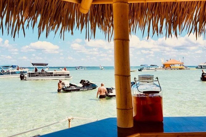 famous-original-destin-tikis-boat-3hr-swim-stop-sandbar-cruise