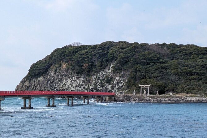 from-kanazawa-fukuis-stunning-cliffs-spiritual-island-port