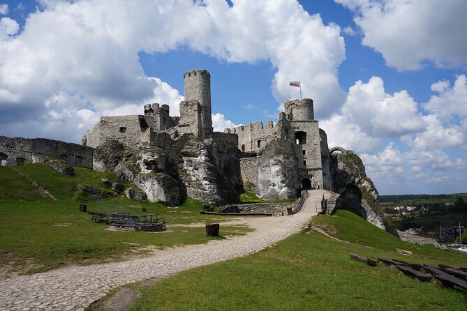 from-krakow-ojcow-national-park-and-pieskowa-skala-castle