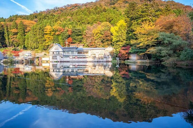 fukuoka-kyushu-tour-with-dazaifu-nyoirin-ji-temple-and-yufuin