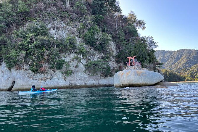 full-day-kayak-tour-of-miyajimas-shrine-gate-and-hidden-shrines