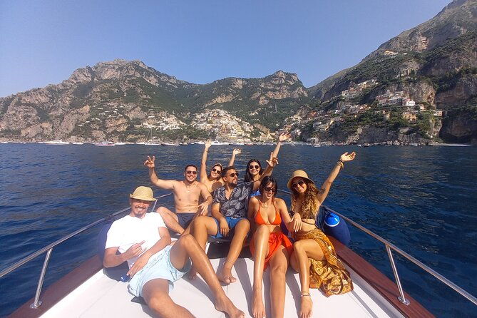 full-day-private-boat-tour-of-amalfi-coast-from-positano