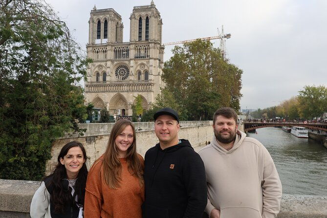 full-day-private-tour-of-paris-in-a-van-with-photoshoot-included