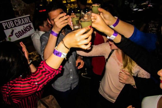 gdansk-pub-crawl-with-free-drinks