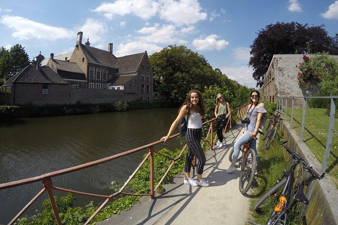 ghent-bike-tour-off-the-beaten-track