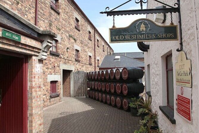 giants-causeway-and-belfast-2-days-with-private-chauffeur-tour