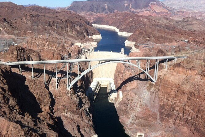 grand-canyon-west-rim-helicopter-tour-with-champagne-toast