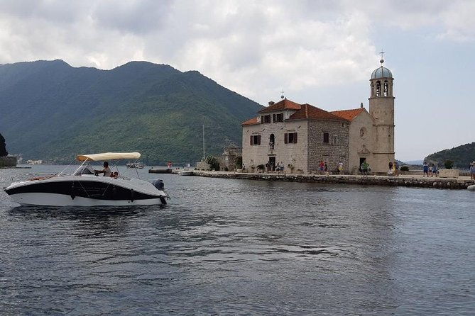group-perast-lady-of-the-rock-tour-1h30min-duration