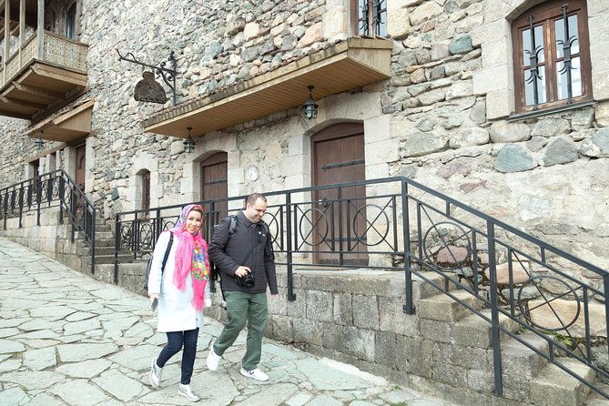 group-tour-dilijan-lake-parz-makaravank-monastery-winery
