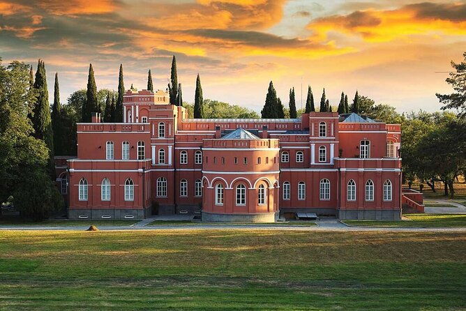 group-tour-must-see-of-georgia-in-2-days-from-yerevan