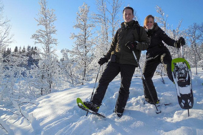 guided-snowshoe-walk-on-tromsoya-island-in-tromso