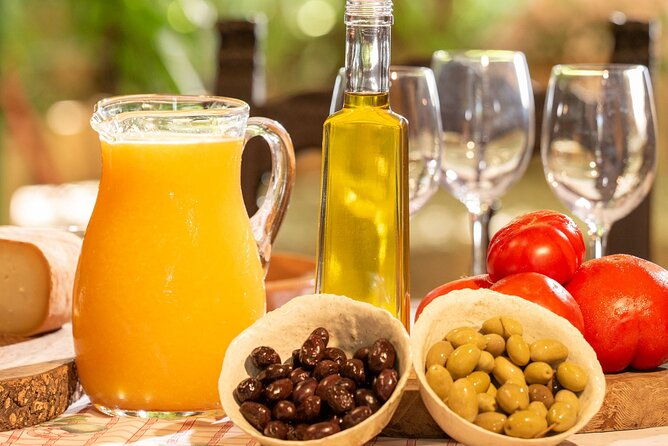 guided-tasting-tour-in-16th-century-house-and-olive-oil-factory