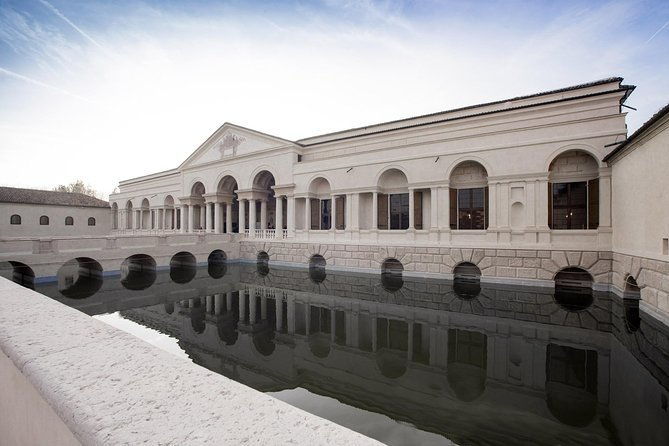 guided-tour-of-te-palace-of-mantua