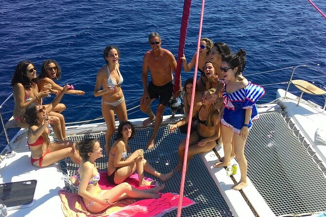 half-day-luxury-catamaran-sailing-cruise-in-granada