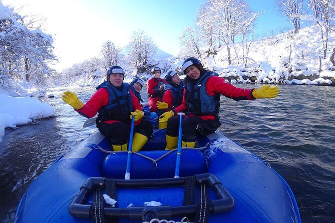 half-day-snow-view-rafting-in-niseko