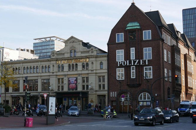 hamburg-reeperbahn-small-group-walking-tour