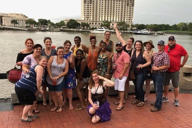 haunted-savannah-booze-and-boos-ghost-walking-tour