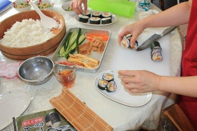 home-made-maki-sushi-class-in-fukuoka