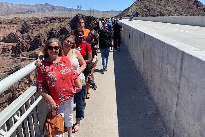 hoover-dam-with-walk-on-top-and-seven-magic-mountains-vip-tour