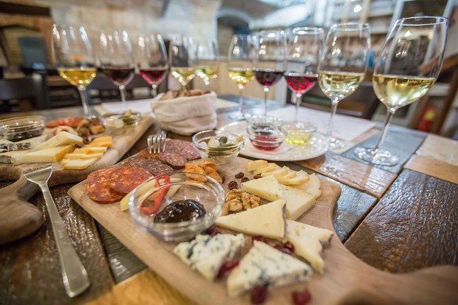 hungarian-wine-tasting-with-cheese-and-charcuterie-in-budapest