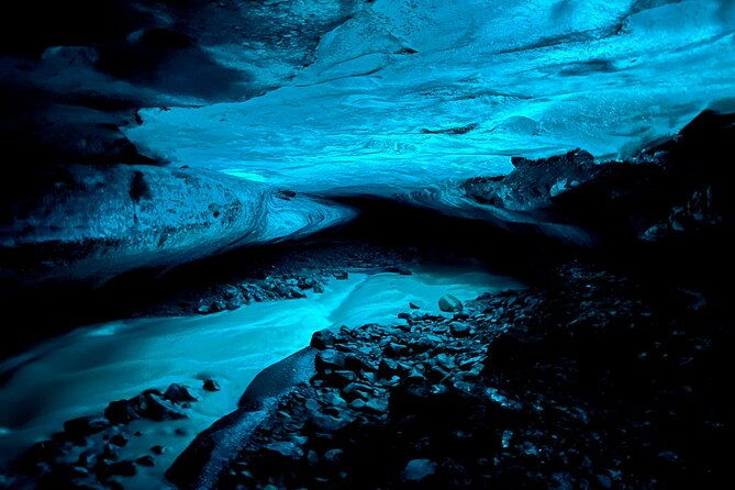 ice-cave-and-glacier-exploration-tour-of-vatnajokull-from-jokulsarlon