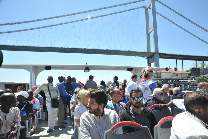 istanbul-bosphorus-and-golden-horn-cruise-with-audio-guide