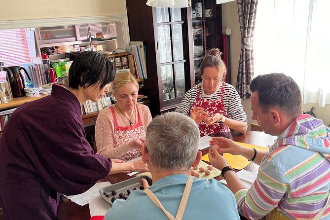 japanese-sweets-making-tea-ceremony-in-yokohama-suburban-tokyo