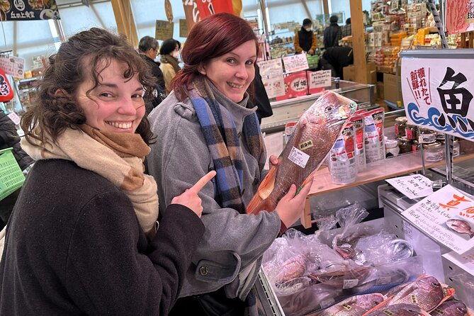 kanazawa-2-hour-private-tour-of-omicho-market-with-tastings