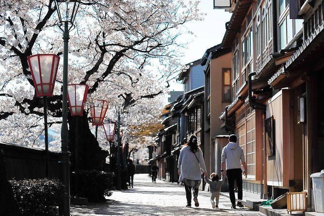 kanazawa-private-half-day-photoshoot-by-professional-photographer