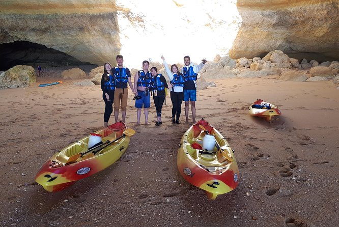 kayak-algarve-tour-benagil-by-diamond-tours