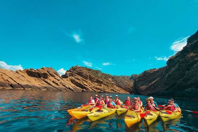 kayak-tour-at-calanques-national-park-ciotat